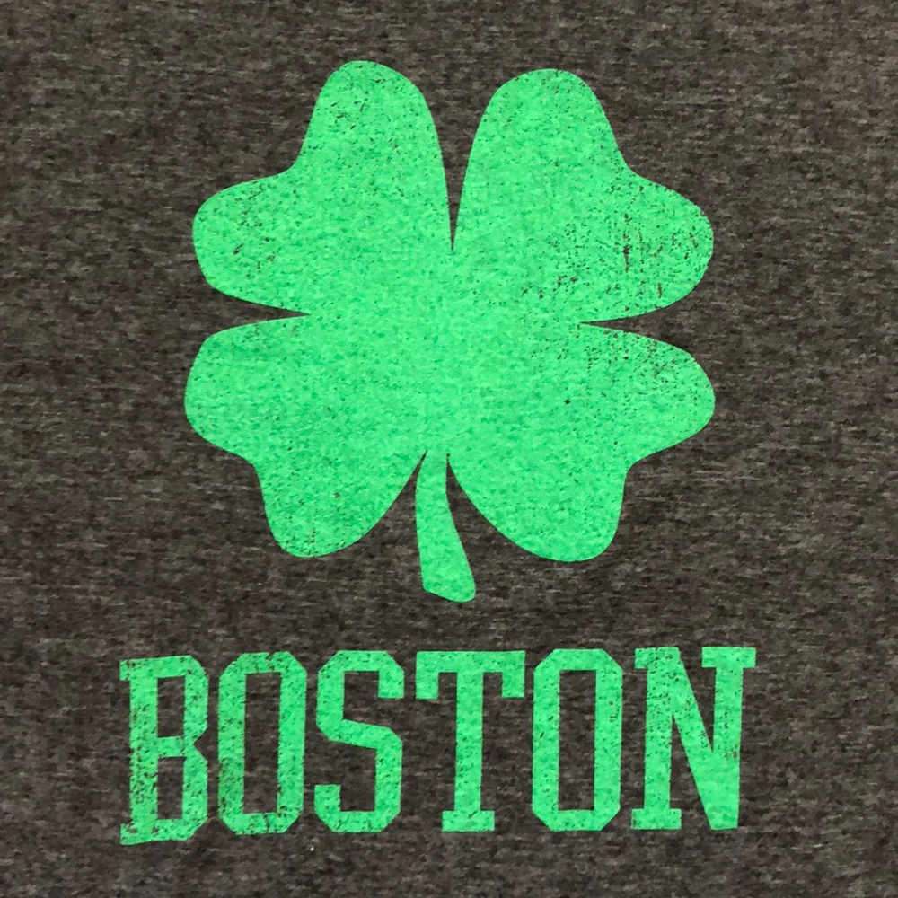 BOSTON 🍀 TEE (M) 🍁
